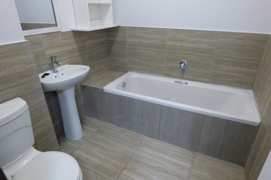 2 Bedroom Property for Sale in Parklands North Western Cape